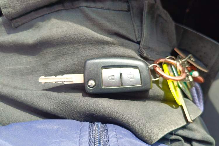 Used Nissan Kicks 2021 1.5L XL CVT Cool Enjoyment Edition Vehicle Key