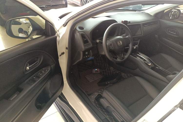 Used Honda Vezel 2020 220 TURBO CVT Luxury Edition