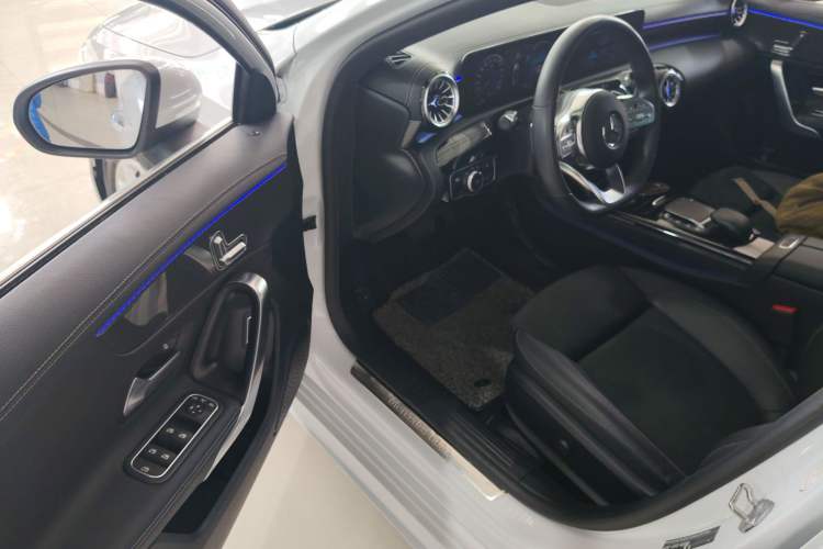 Used Mercedes-Benz A-Class 2021 A 200 L Sport Sedan Fashion Model