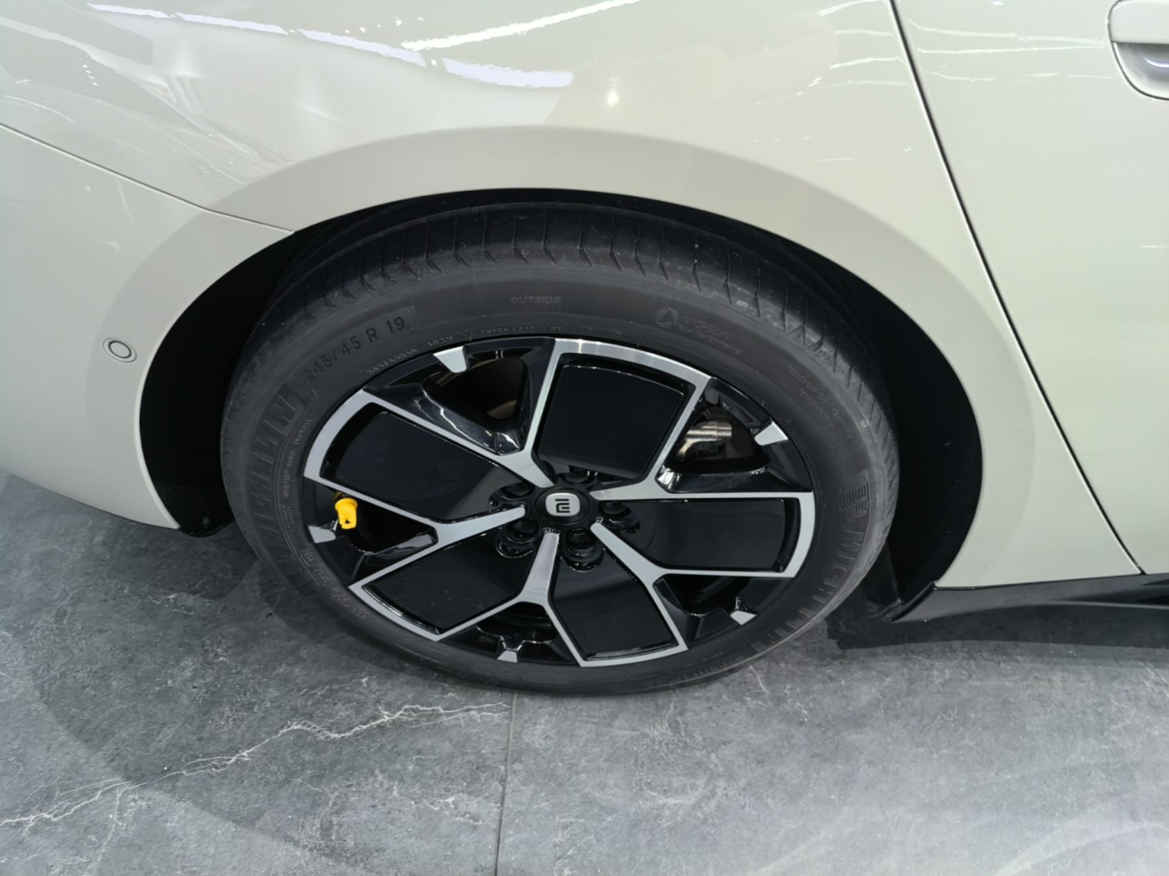 Xiaomi Auto SU7 2024 Rear-Drive Long-Range Intelligent Driving Version — снимка 11