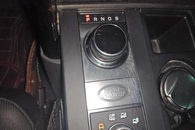 Used Land Rover Discovery 2019 2.0T SE