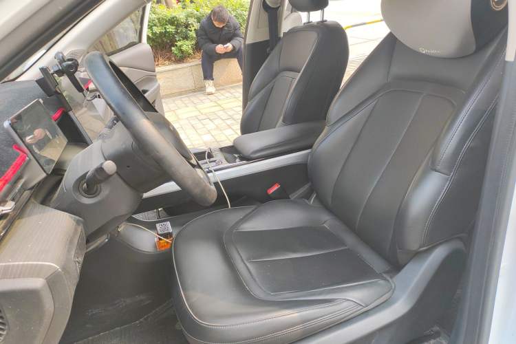 Used Wuling Xingguang 2024 Co-Creation Edition 510 Advanced Model

