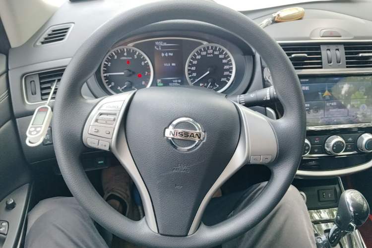 Used Nissan Tiida 2019 1.6L CVT Smart Drive Version China VI Standard Steering Wheel