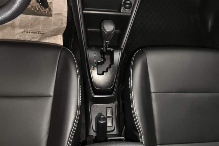 Used Toyota Vios 2019 1.5L CVT Innovation Edition Gear Lever