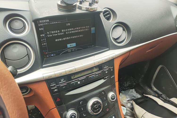 Used Luxgen Great 7 SUV 2013 Limited-Edition Sharp Model 2.2T Two-Wheel-Drive Smart Version Audio And AC Panel