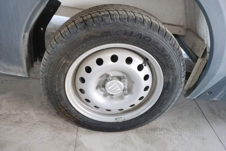 Used Foton Intelligent Blue Elf E7 2024 All-Electric Van Flat Roof 2 Seats EVE Energy 41.86 kWh
