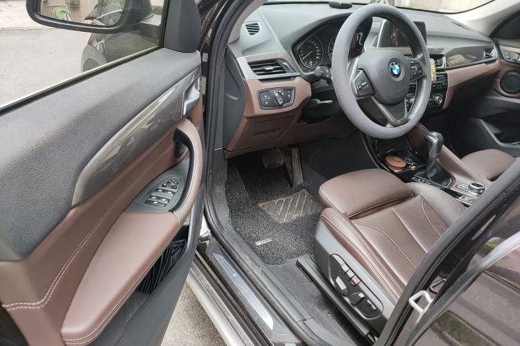 Used BMW X1 2016 sDrive20Li Luxury Model