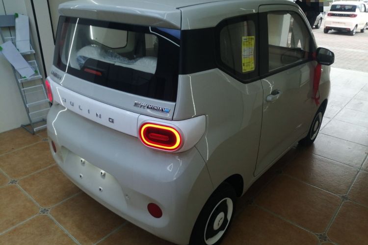 Used Wuling Hongguang MINIEV 2024 3rd Generation 215km Youth Edition
