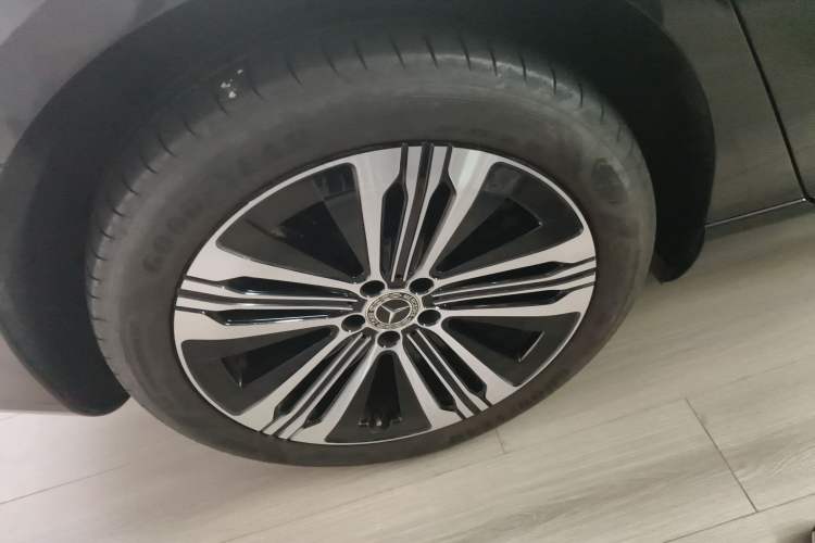 Used Mercedes-Benz EQS 2023 450+ Pioneer Edition Right Rear Wheel Hub