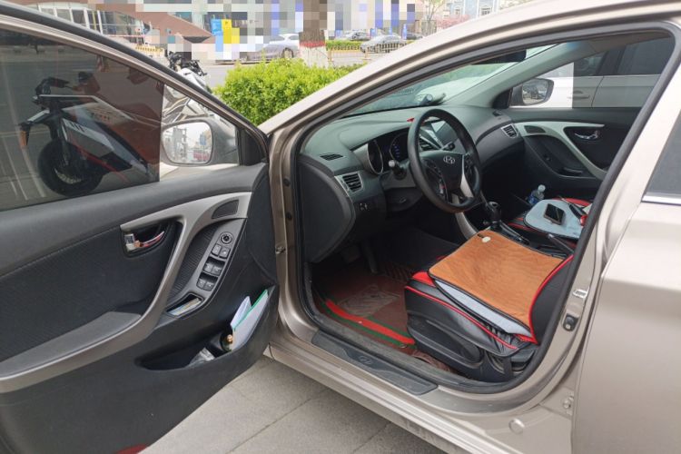 Used Hyundai Elantra (5th Generation / Langdong) 2012 1.6L Automatic Leading Model
