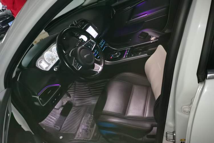 Used Jaguar XEL 2019 2.0T 200 PS Deluxe Edition