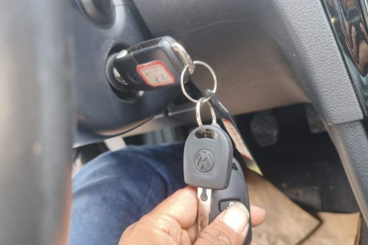 Used Volkswagen Bora 2015 Value Edition 1.6L Manual Fashionable Style
