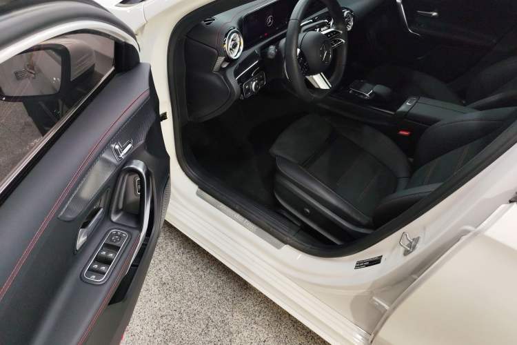 Used Mercedes-Benz A-Class 2024 A 200 L Fashion Model Driver Seat