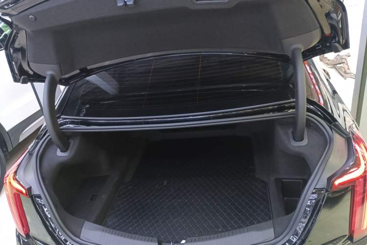 Used Cadillac CT5 2024 28T Luxury Version
