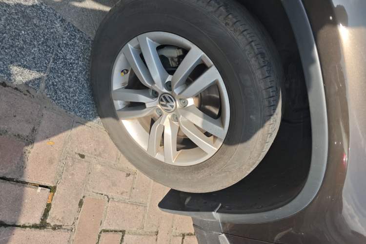 Used Volkswagen Tiguan 2015 1.8TSI Automatic Two-Wheel Drive Trend Edition
