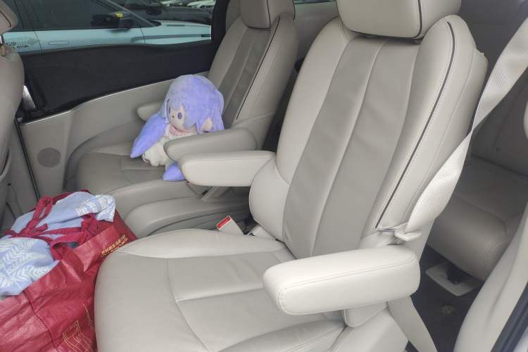 Used Buick GL8 2021 Land Cruiser Executive Class 652T Luxury Model