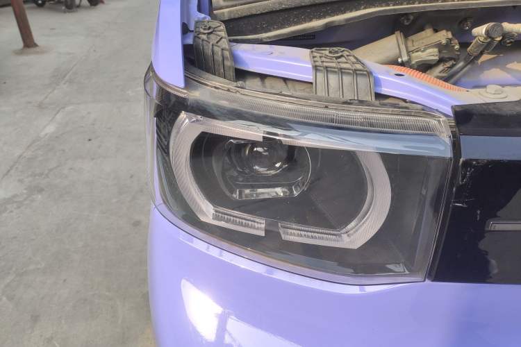 Used Wuling Hongguang MINIEV 2022 Macaron-Color Edition Lithium Iron Phosphate Right Front Headlight