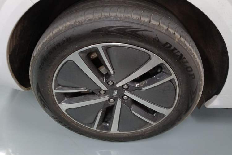 Used Li Auto L6 2024 Max Right Rear Wheel Hub