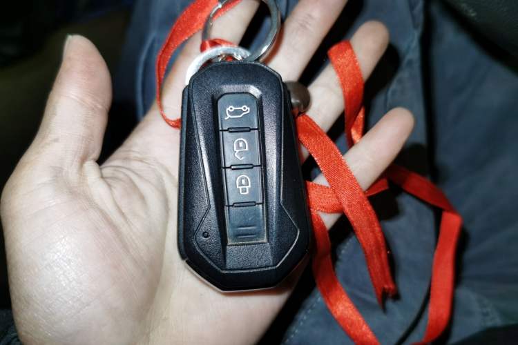 Used JMC Yusheng S330 2016 1.5L GTDi Automatic Two-Wheel Drive Prestige Edition