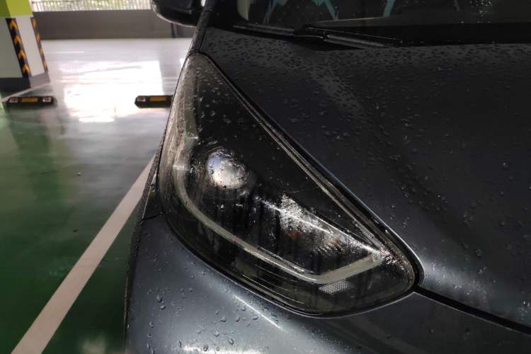 Used Chery Little Ant 2022 Sweet Pink Edition Low-Sugar Version Lithium Iron Phosphate 30 kW 301 km Right Front Headlight