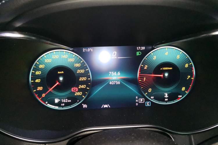 Used Mercedes-Benz GLC 2020 Facelift GLC 300 L 4MATIC Dynamic Edition Instrument Cluster