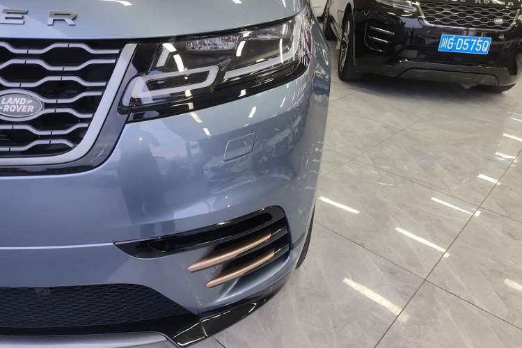 Used Land Rover Range Rover Velar 2019 250 PS R-DYNAMIC S