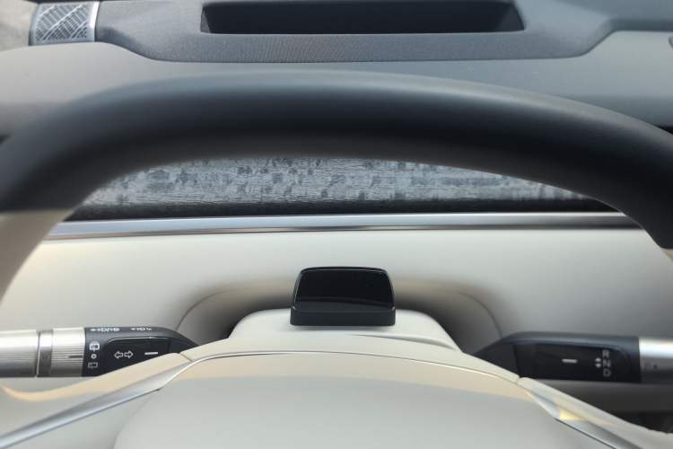 Used ONVO Luxeed L90 