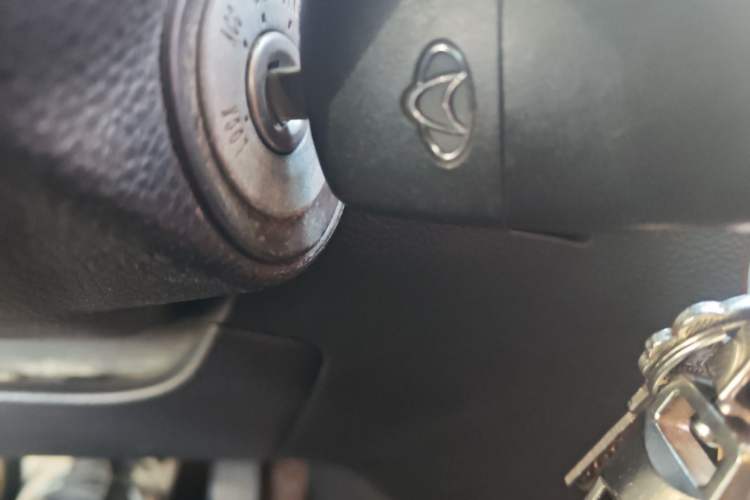 Used CHANGAN OSHAN CX70 2016 1.6L Manual Comfort Model