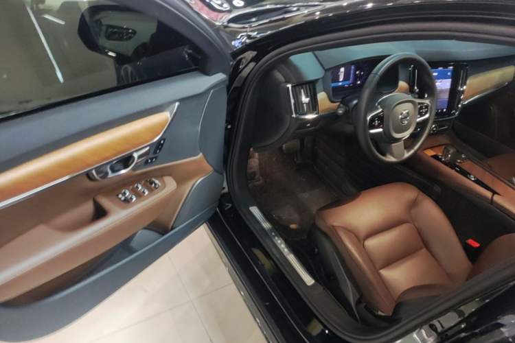 Used Volvo S90 2024 B5 Zhiyi Luxury Edition Driver Seat