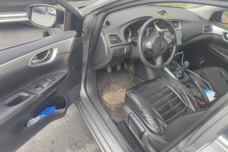 Used Nissan Sylphy 2021 Classic 1.6XE Manual Comfort Edition
