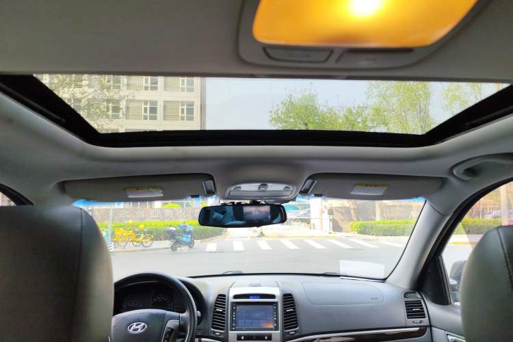 Used Hyundai Santa Fe Classic 2010 2.4 Comfort Edition 7-Seater Four-Wheel Drive Headliner