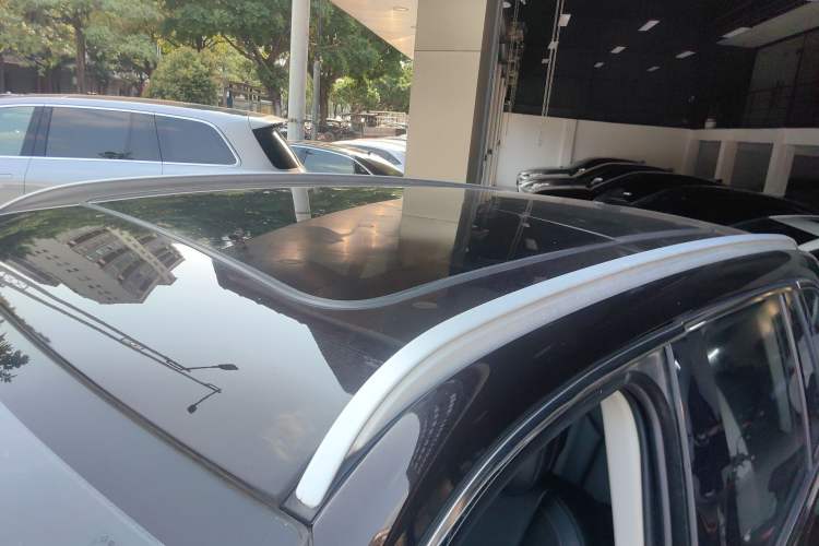 Used Hanteng X7 2018 X7S 1.5T Automatic Luxury Model Roof