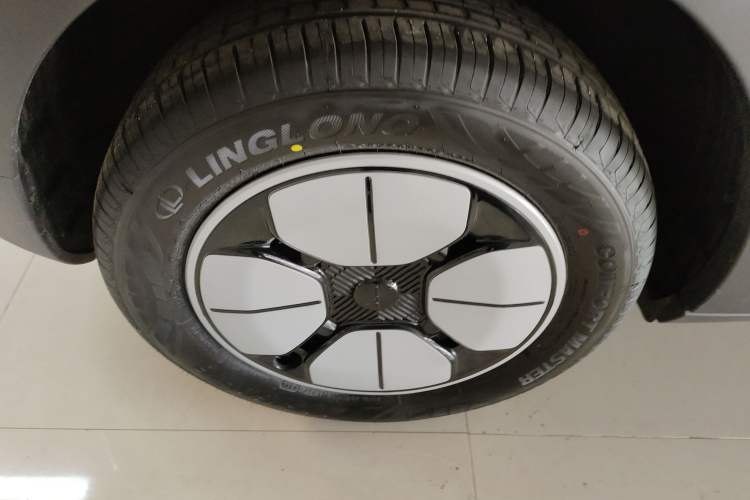 Used Geely Galaxy Geome 2026 Model 310km Youth Edition
