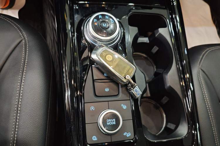 Used Ford Explorer 2020 EcoBoost 285 4x4 Titanium Edition 6 Seats
