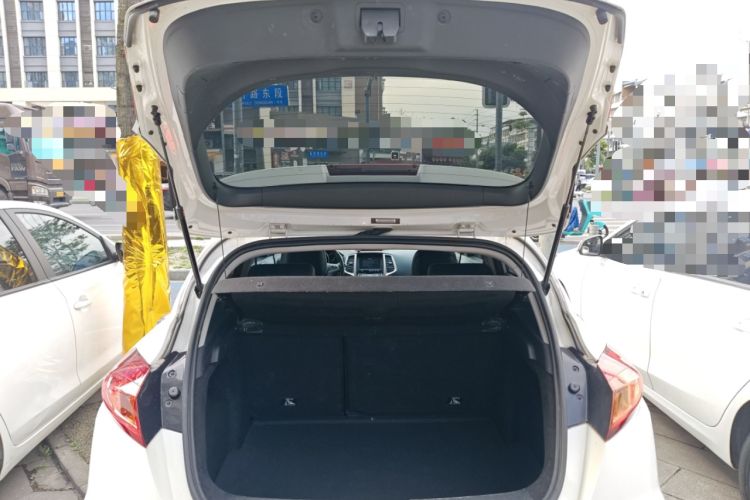 Used CHANGAN Eado 2016 1.6L Automatic Junku Model Trunk