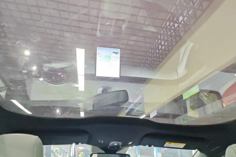 Used Nio ET5T 2024 75kWh Touring Headliner