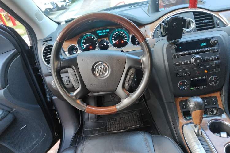 Used Buick Enclave 2013 3.6L Four-Wheel Drive Elite Edition