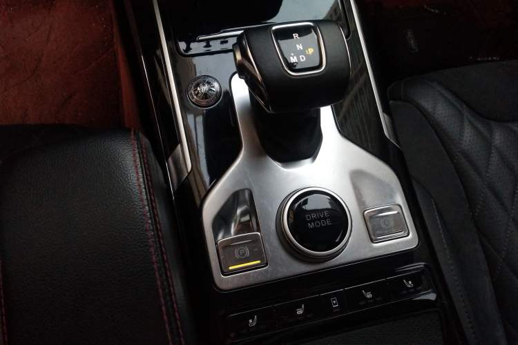 Used Hongqi HS5 2019 2.0T Smart Connect Flagship All-Wheel-Drive Version