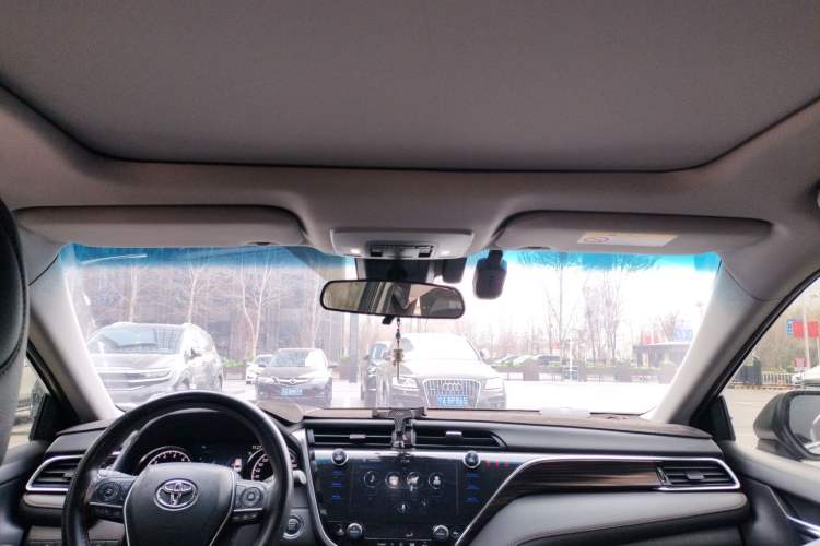 Used Toyota Camry 2019 2.5G Luxury Edition China VI Standard Headliner