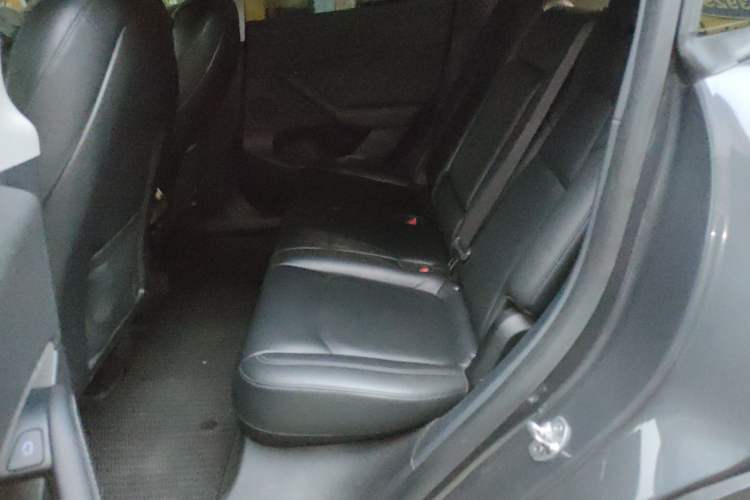 Used Tesla Model Y 2021 Long-Range All-Wheel-Drive Version