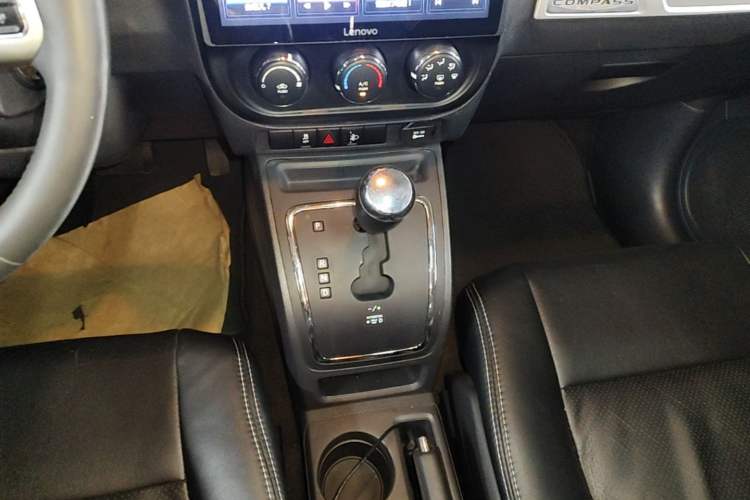 Used Jeep Compass 2014 Revised Version 2.0L Two-Wheel Drive Entry-Level Edition