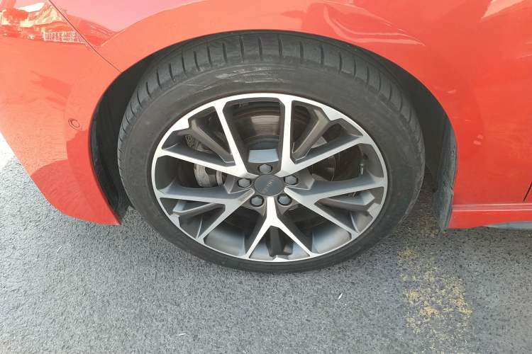 Used Lynk & Co 03 2020 1.5TD DCT JingPro Edition
