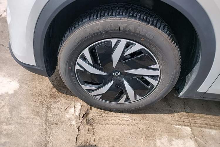 Used CHANGAN NEVO Q05 2026 Model 405Air Left Front Wheel Hub