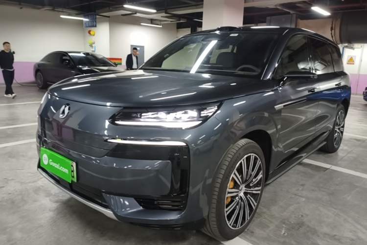 Used Denza N9 2025 Flagship Model