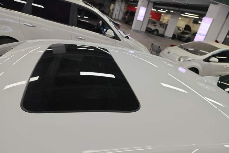 Used Chevrolet Monza 2020 320 Automatic Enjoyment Edition Roof