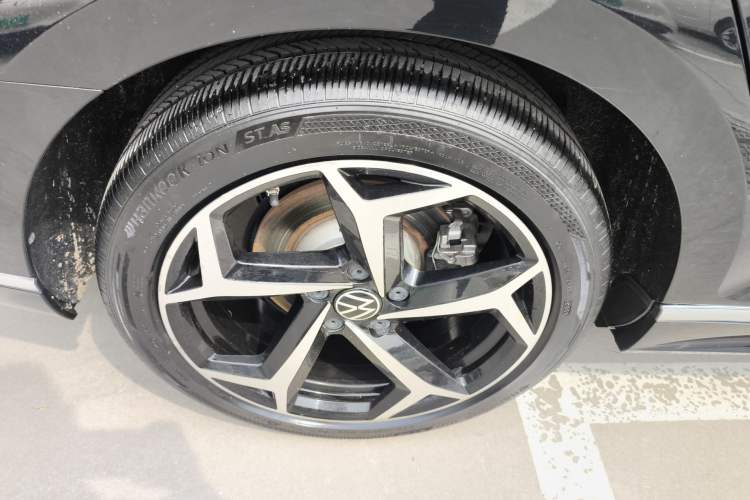 Used Volkswagen Magotan 2023 2 Million Units Commemorative Edition 330TSI DSG Luxury Version
