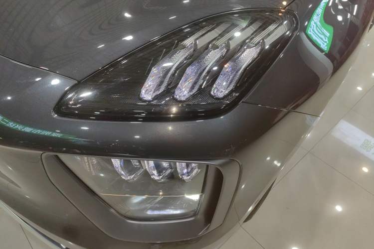 Used Hyptec HL 2025 350 Max Six-Seater LiDAR Version