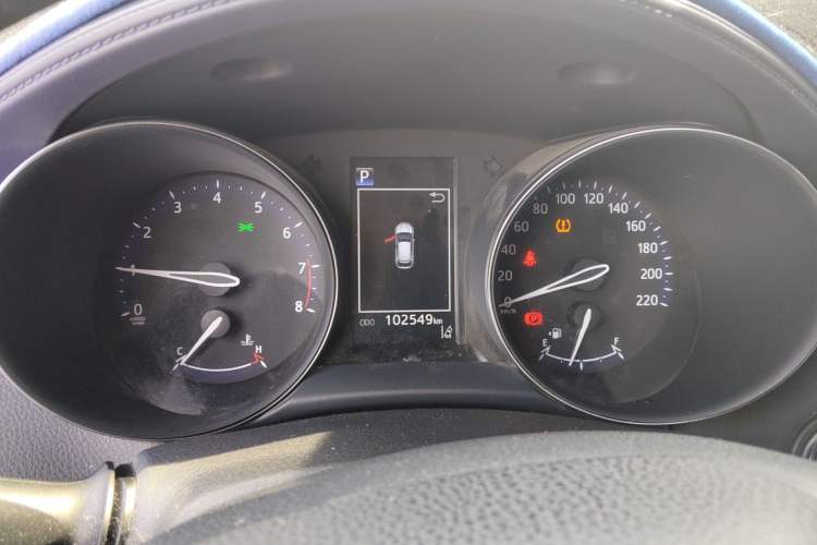 Used Toyota IZOA 2018 2.0L Yichi Version China VI Standard