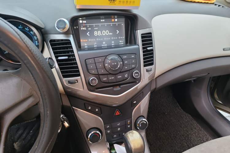 Used Chevrolet Cruze 2015 1.5L Classic SE AT
