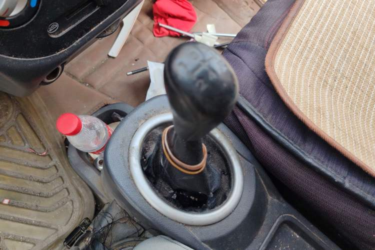 Used BAIC Weiwang 306 2011 1.3L base model 7 seats
